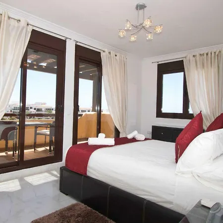 Island Golf Villas, Amarilla Golf And Country Club