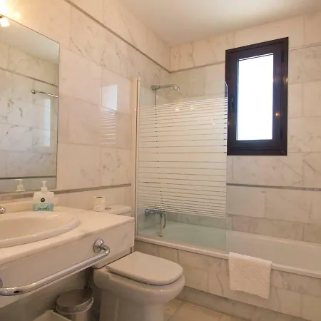 Island Golf Villas, Amarilla Golf And Country Club Villa