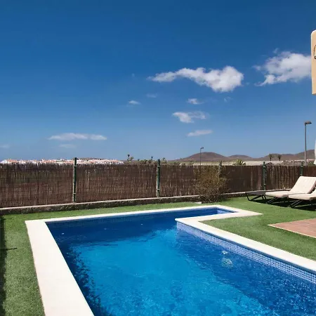Island Golf Villas, Amarilla Golf And Country Club