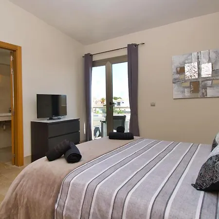 Sun Bay Villas, Lovely 3 Bed With Private Pool & Sea Views Villa