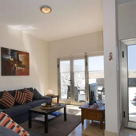 Sun Bay Villas, Lovely 3 Bed With Private Pool & Sea Views Villa *