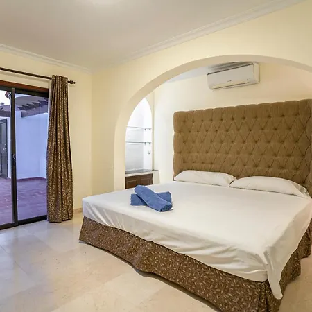 Aparthotel Albatros Golf Del Sur Tenerife 3*