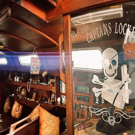 The Captains Locker - 30ft Yacht San Miguel de Abona